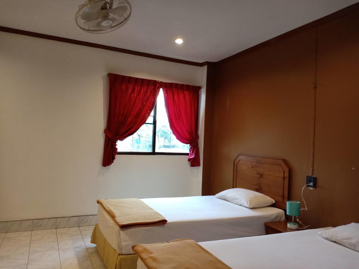 הוסטל Patong Kookkai House מראה חיצוני תמונה