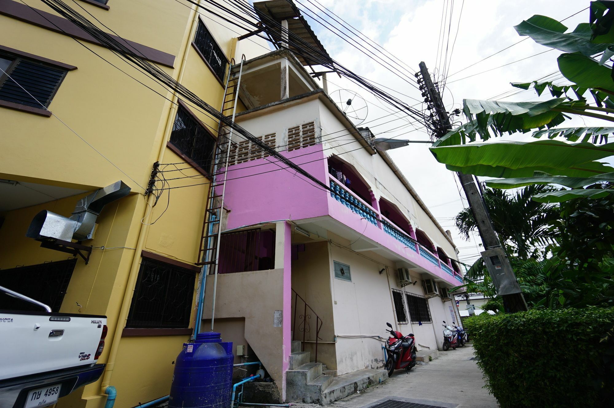 הוסטל Patong Kookkai House מראה חיצוני תמונה